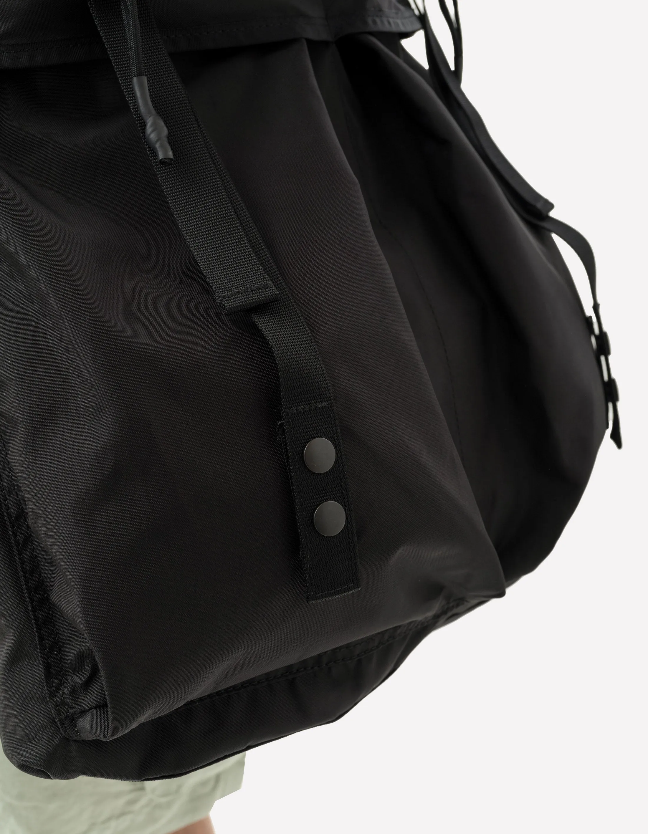 1112 Maha M.A.L.I.C.E. Day Carry Bag Black