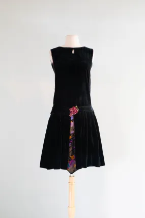 Beautiful 1920's Velvet Flapper Dress With Ribbon Work Grapes / Small