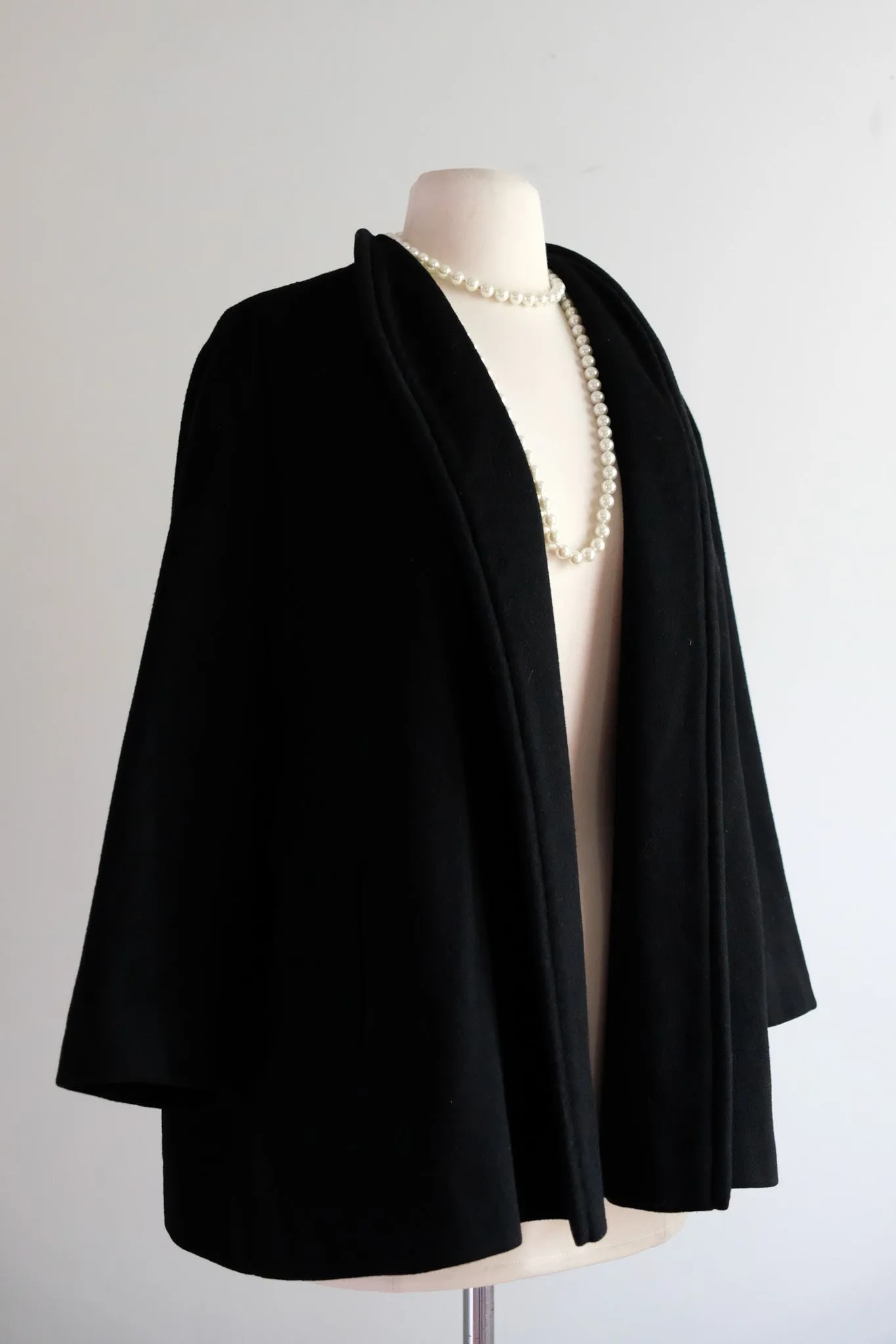 Classic 1950's Black Cropped Swing Jacket  / Sz M