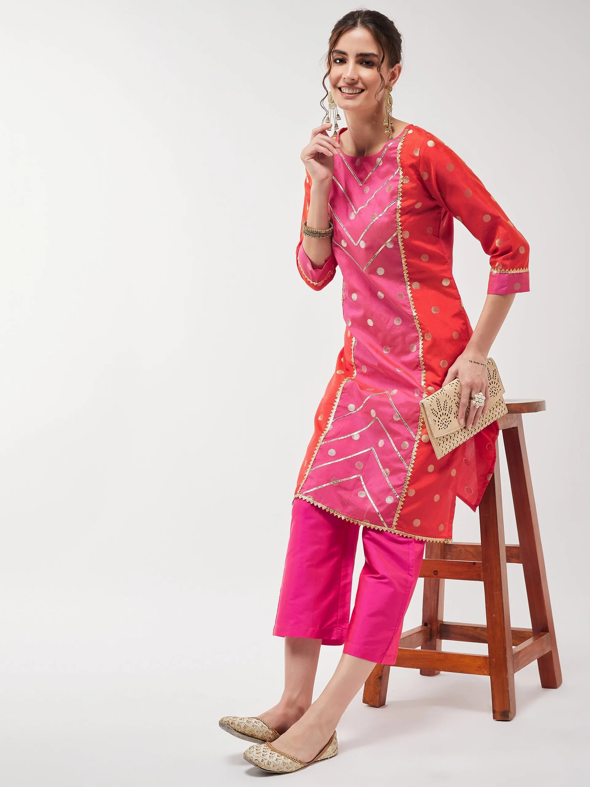 Festive Polka Bright Lace Detailed Straight Kurta