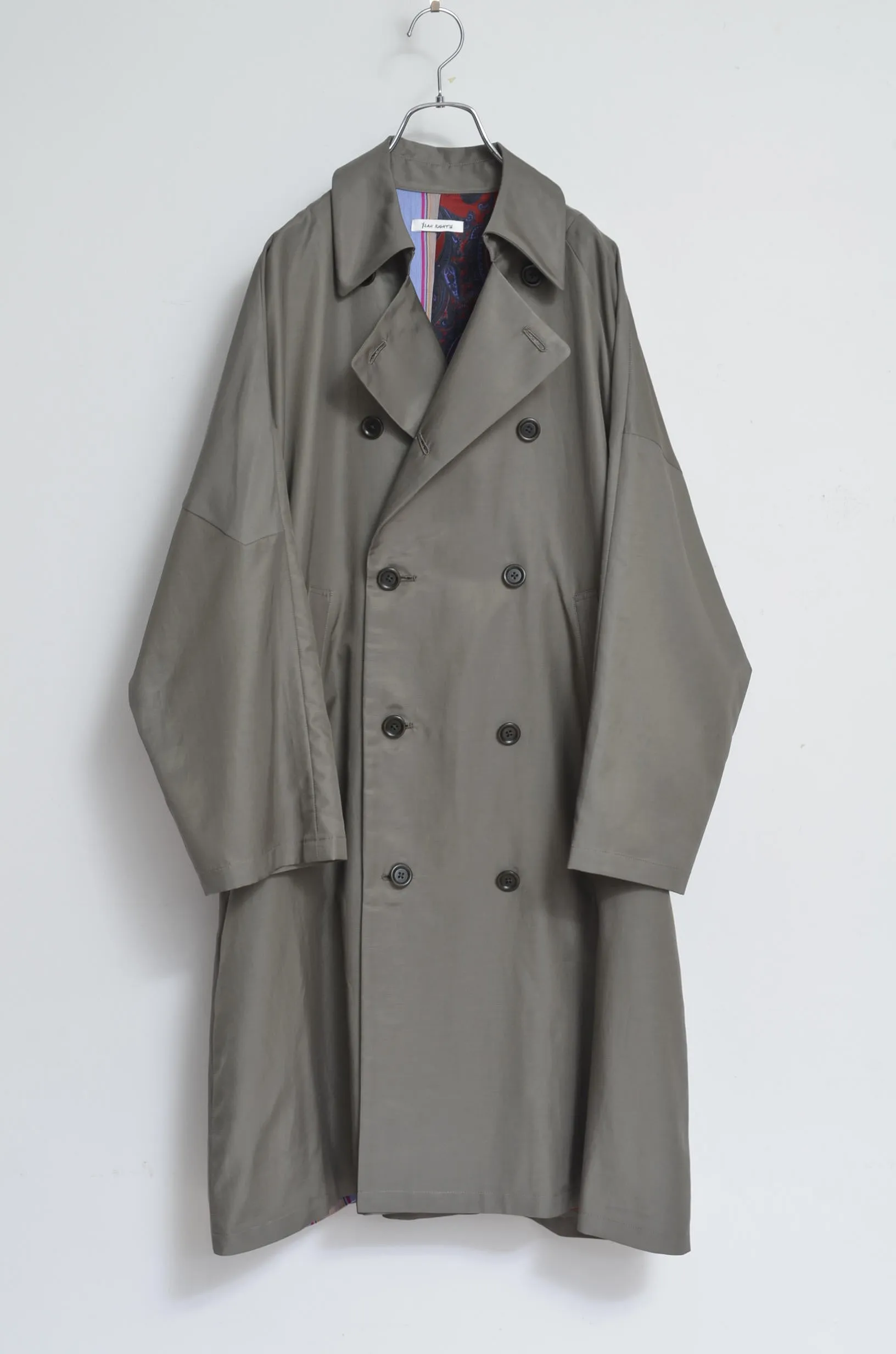 SCARF-LINED TRENCH COAT/KHAKI/01