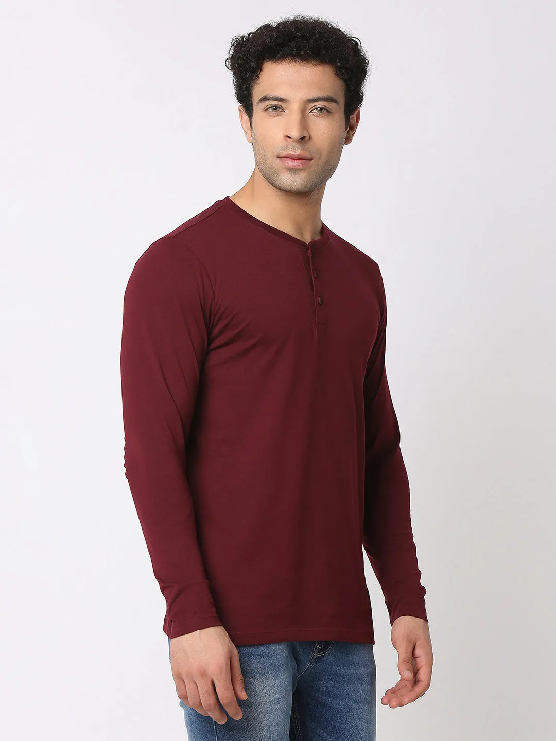 Spykar Men Wine Cotton Slim Fit Henley Neck Plain T-Shirt