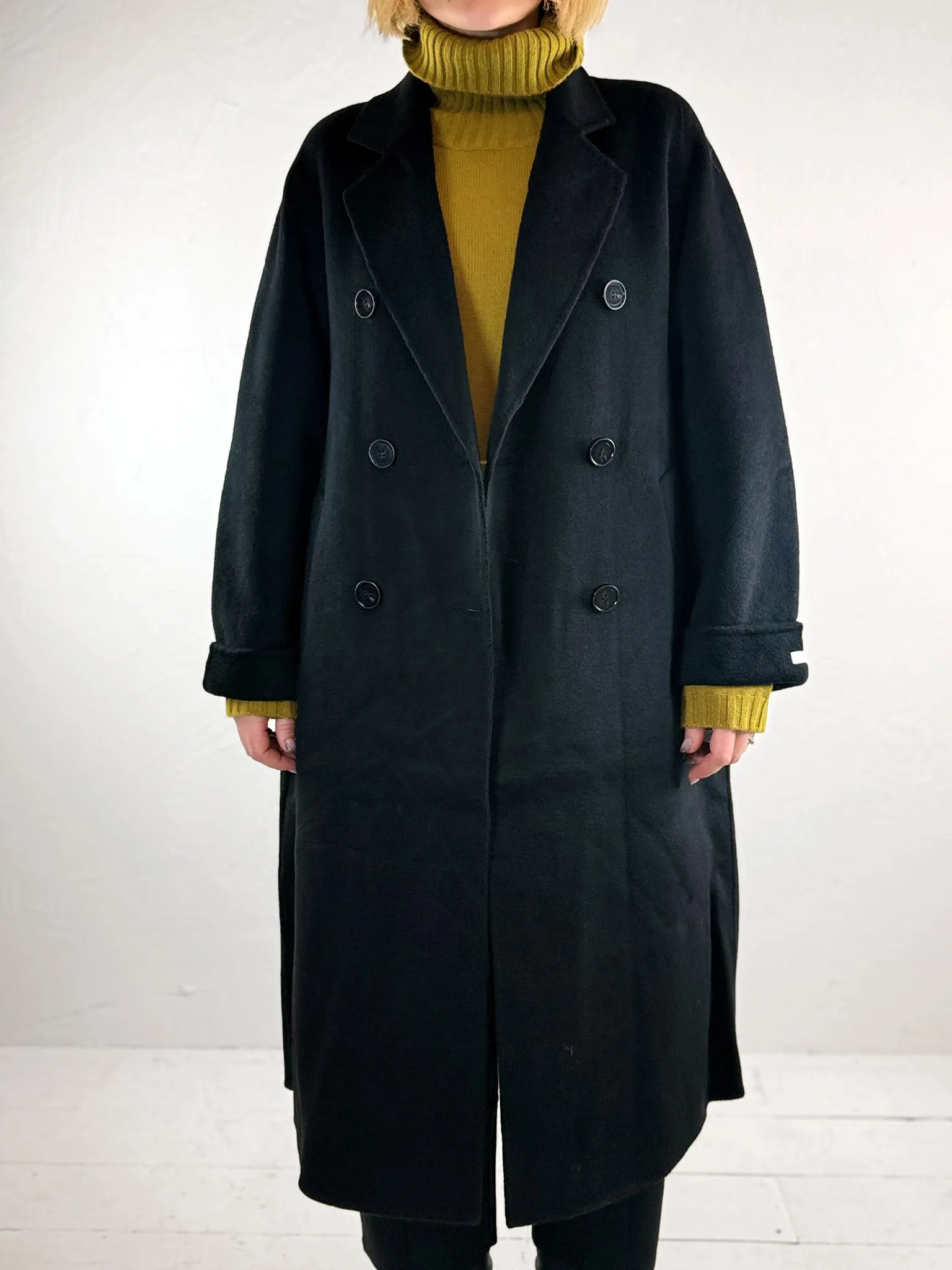 Sunny Studio Sophia Black Coat