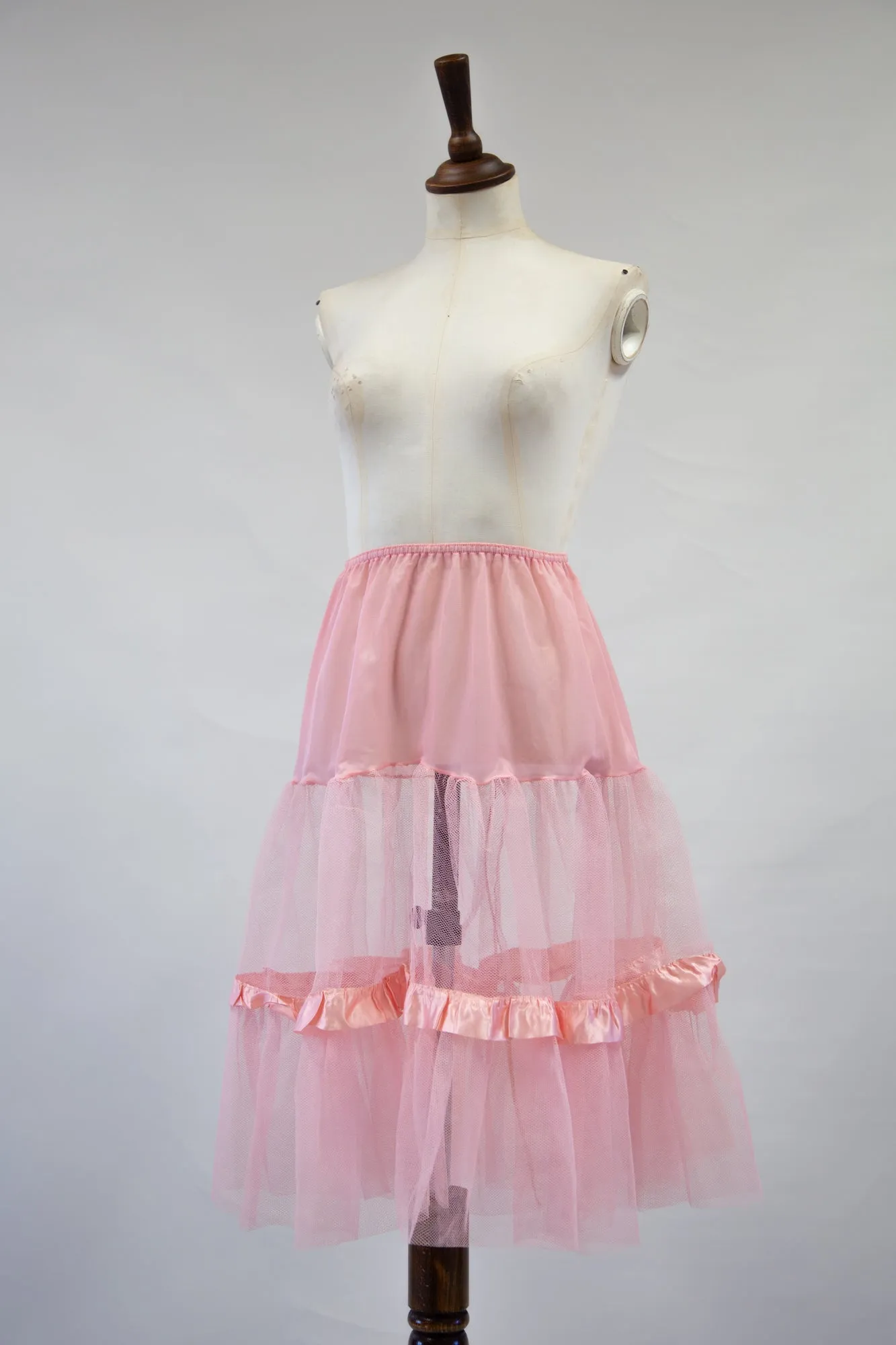 Vintage 1960s Ballet Pink Tulle Petticoat