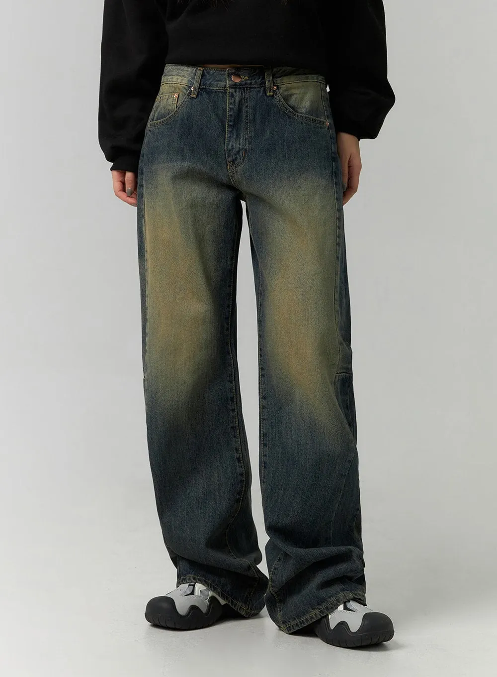 Washed Wide Leg Jeans CN324