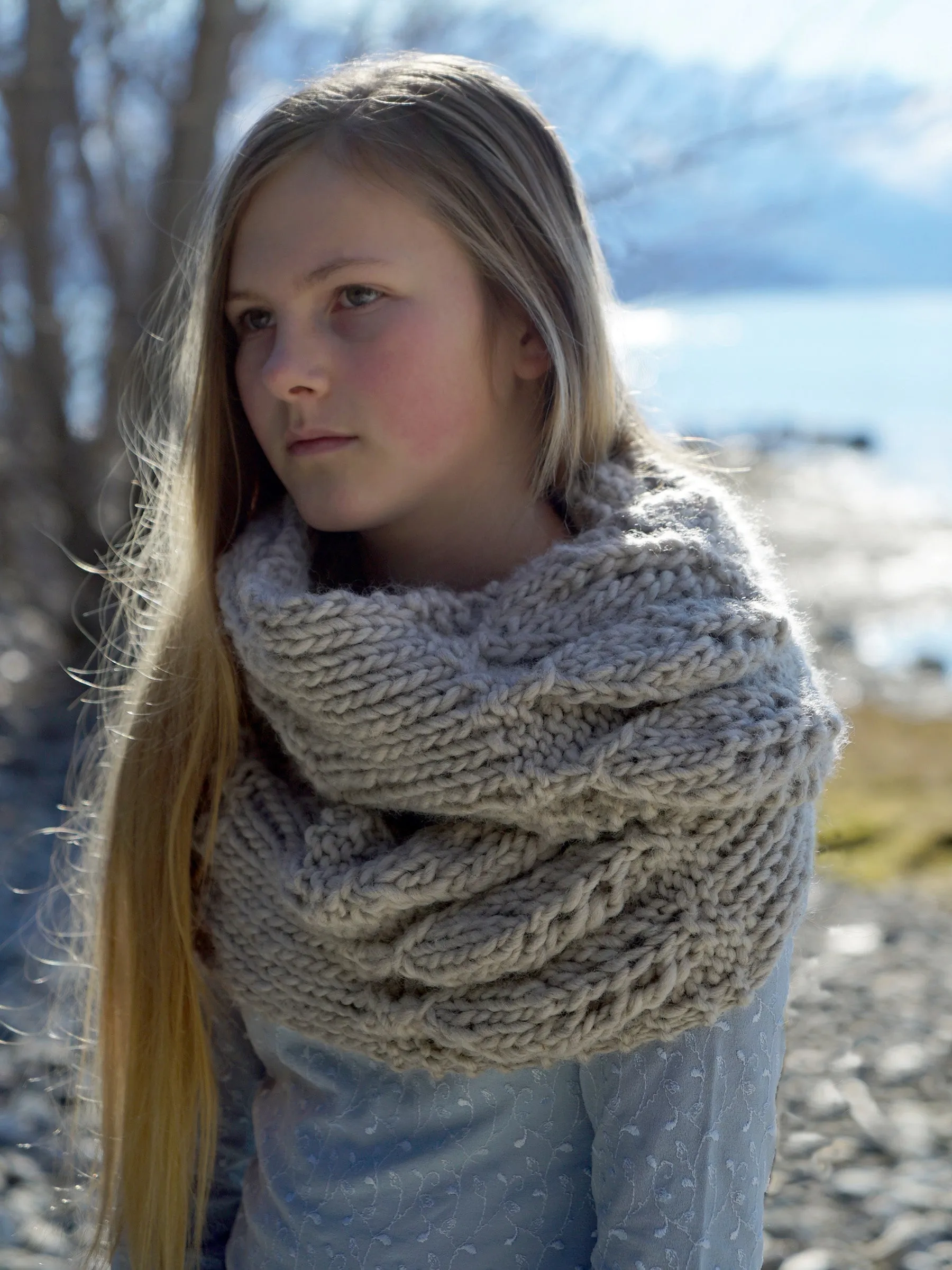 Willow Infinity Cowl