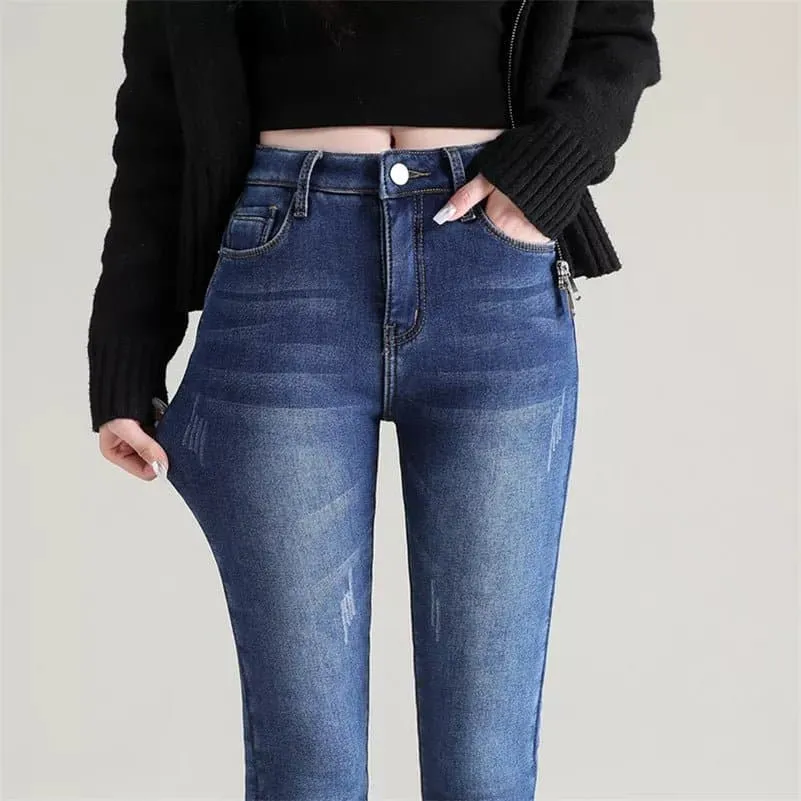 Women's Fleece Lined Jeans - Warm & Cozy Straight Leg Pants